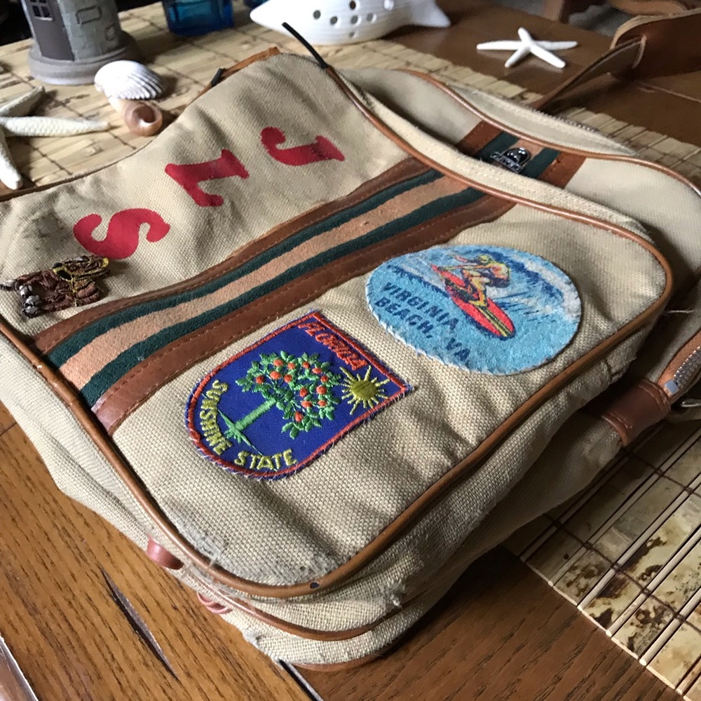 Vintage 1980s side bag